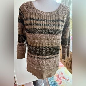 Spense EUC  Latte marked contrast striped 3/4 sleeve knit sweater Size S